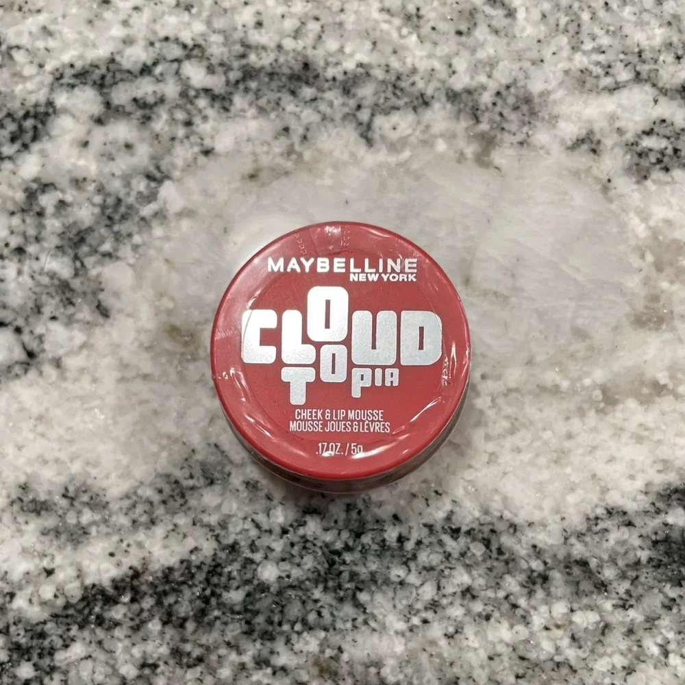 Maybelline Cloudtopia Blush for Cheeks and Lip Mousse, Coral Illusion